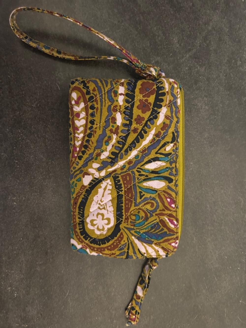 🛍 2/$18 Vera Bradley NWOT Wristlet Wallet - Buta Spray
